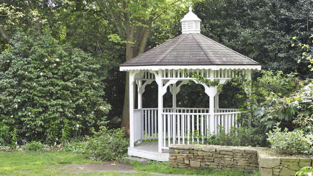 Illustration for article titled 6 Gazebos Forever Sullied By The Blow Jobs That Transpired Therein